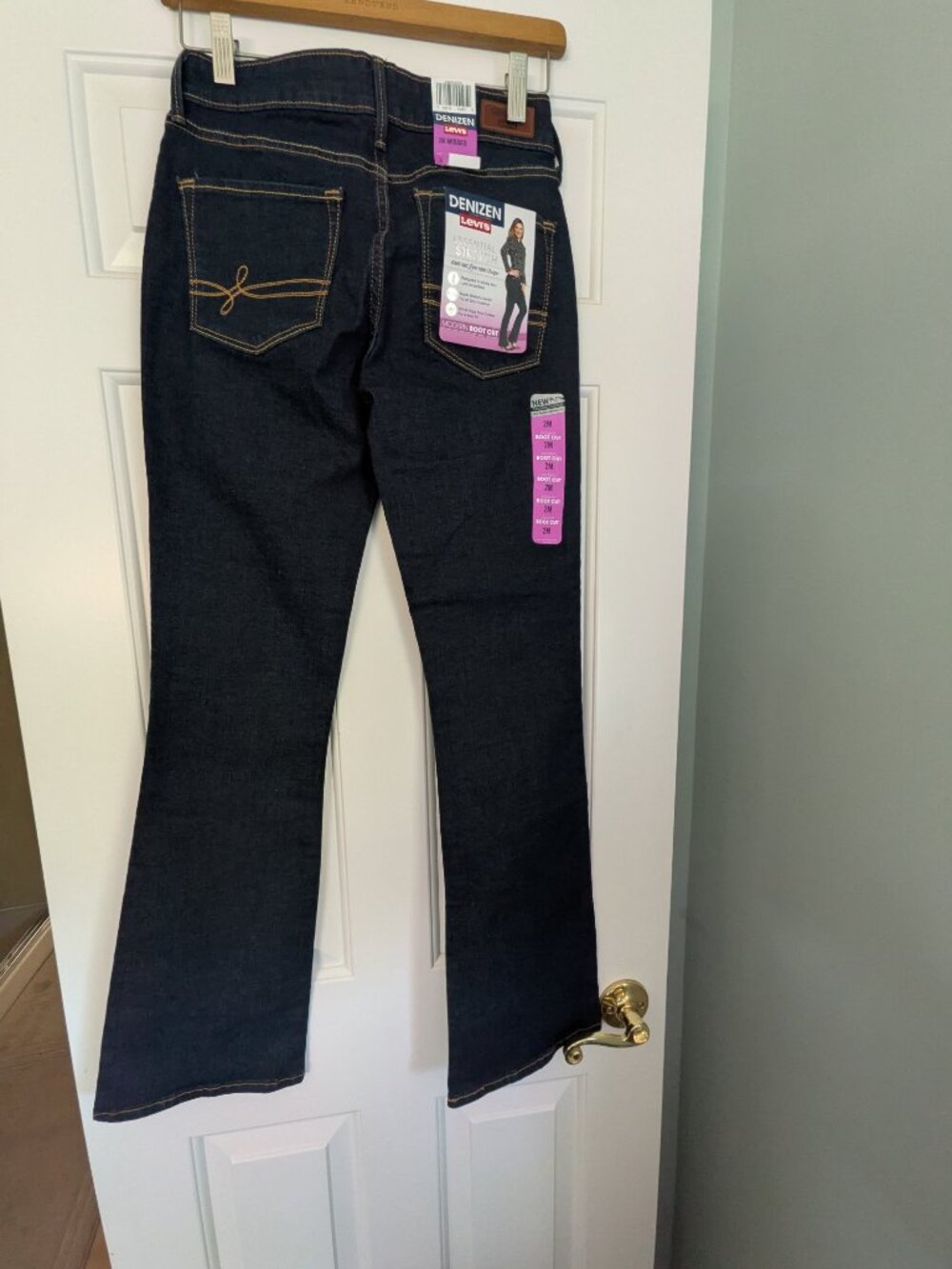 Levi's Denizen Modern Bootcut Jeans - Blue Denim Dark Wash - Misses Size 2 NWT - Picture 2 of 6